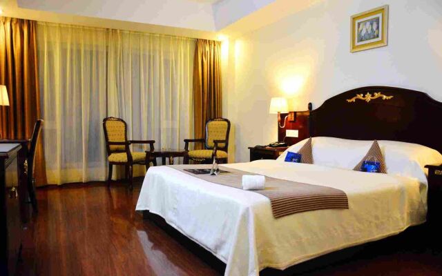 OYO Premium Navalur Hubli