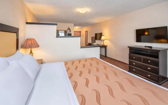 Quality Inn & Suites