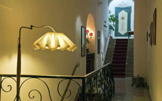 Poseidon Hotel