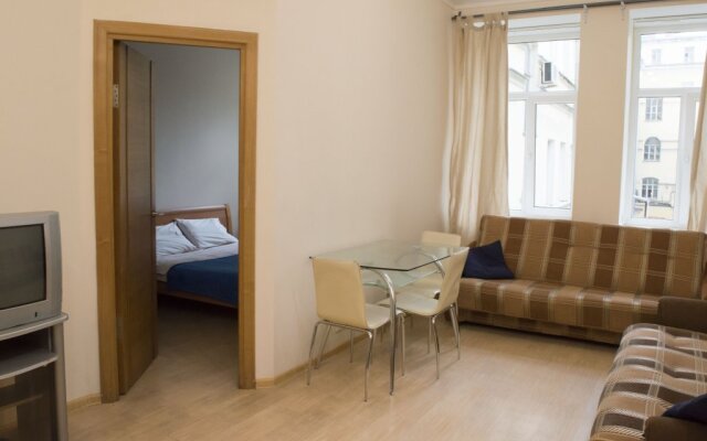 Friends apartment on Nevsky 130