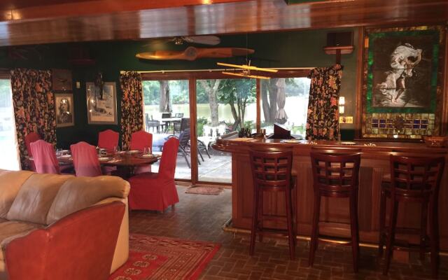 Miles River Guest House