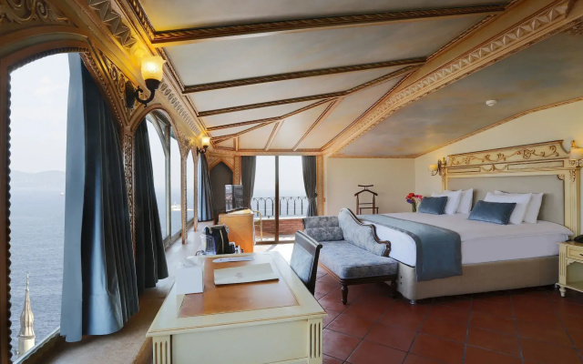 Sultanahmet Palace Hotel