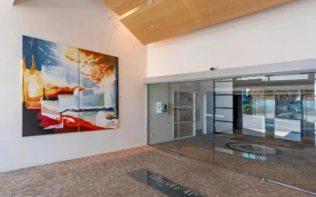 Penthouse 37 - Nelson Waterfront Apartment