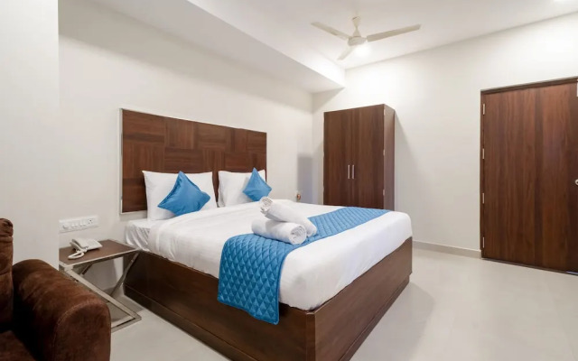 Monday Hotels - Swarna's The Capital