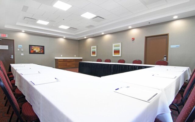 Holiday Inn Express & Suites Calgary NW - University Area by IHG