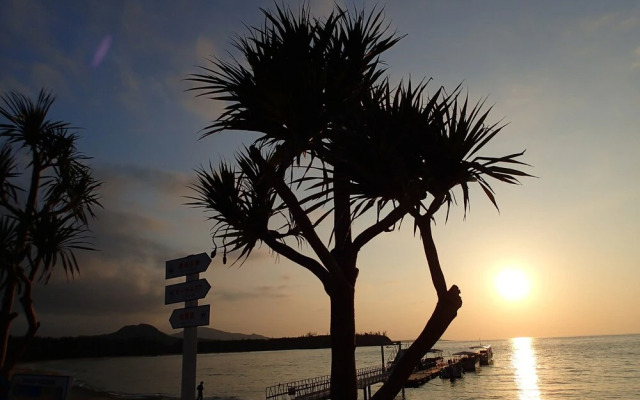 Kariyushi LCH Resort
