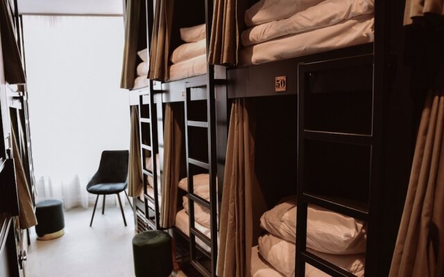 Durty Nelly's - Hostel