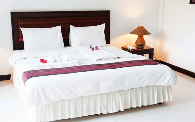 Nakhaburi Hotel & Resort