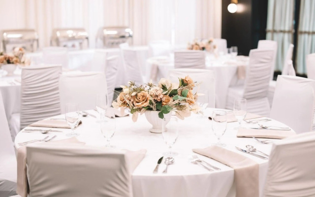 Courtyard by Marriott Calgary South