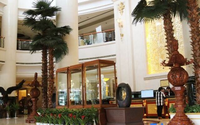 Zhengzhou Cheered Hotel