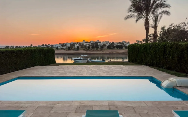 Xuru Stays I Sundown Symphony 4mbdr Villa @ Joubal El Gouna