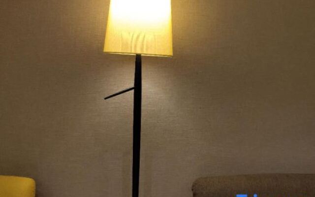 Shoulvrujia Ease Hotel (Ningbo Tianyi Square Jiangxia Bridge Subway Station)