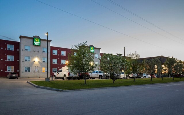 Days Inn & Suites Whitecourt