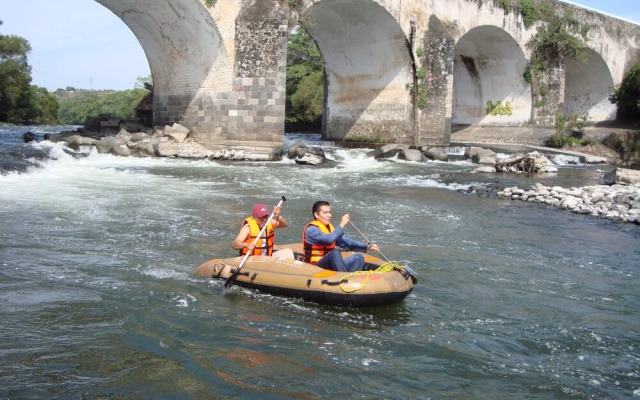 Hotel Puente Nacional & Spa