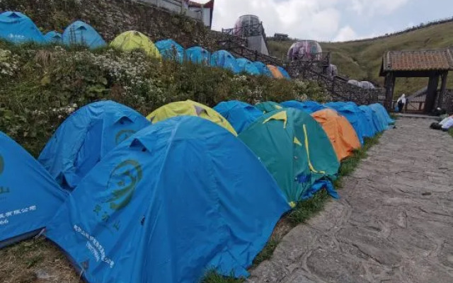 Wugong Mountain Jinding Tent Camp