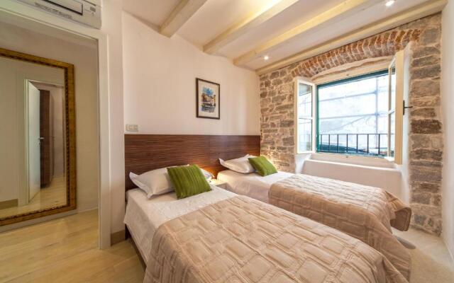 Luxury San Giovanni Apartment 1