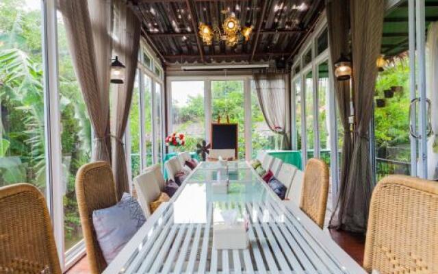 Ruan Rong Rong Resort & Spa