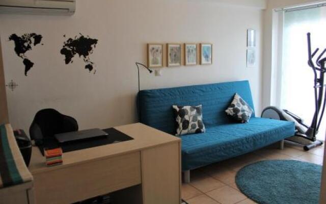 Flat 2 Bedrooms 1 Bathroom - Rhodes