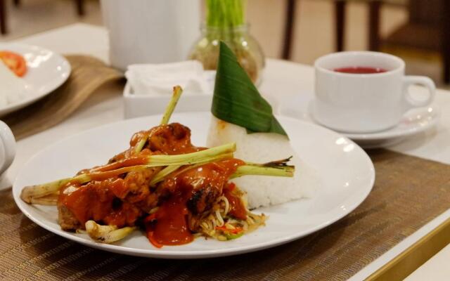 Grand Senyum Hotel