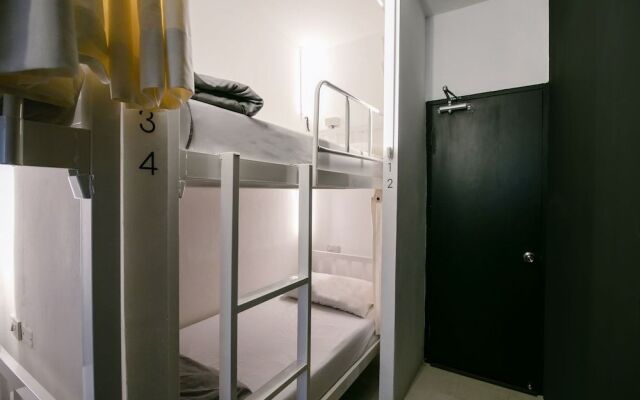 Oyo Chatel Hostel Bangkok