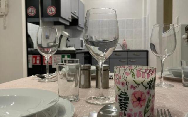 Gezellige Studio-1 slaapkamer *4p* strand/zee 50m