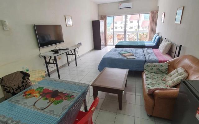 Selesa Hillhomes Golf Resort - T11L1Ga