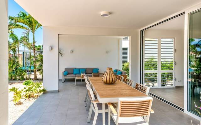 Delfins Residences