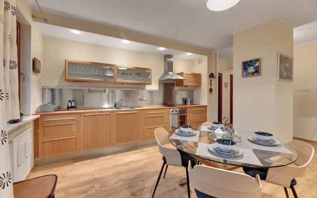 See Smile by Grand Apartments