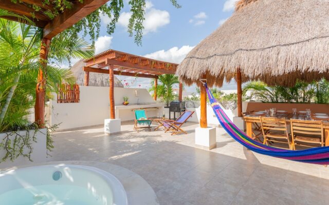 Secret Garden Oasis 3BR Penthouse