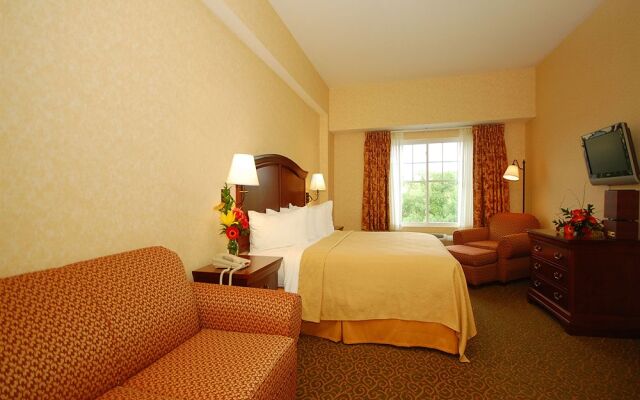 Maine Evergreen Hotel, Ascend Hotel Collection
