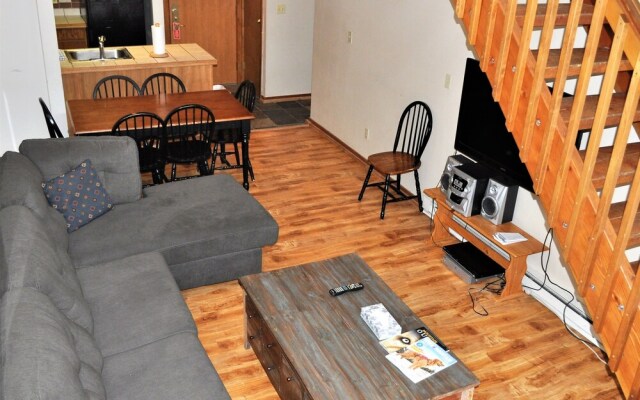 FP202S Foxpine Inn by RedAwning