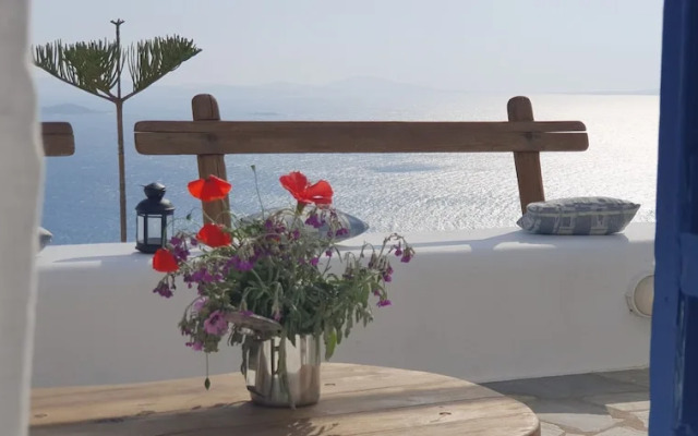 Villa Apollonia 3BR in Agios Stefanos by iTravelhome