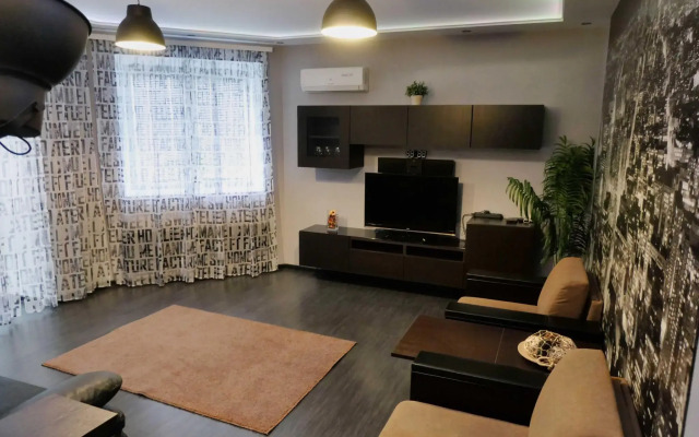 Home hotel 96 on Soyuznaya Street 6