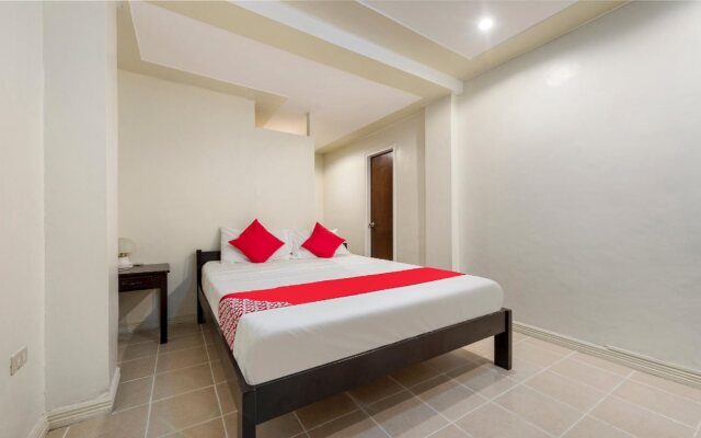 OYO 497 Paradise Hotel