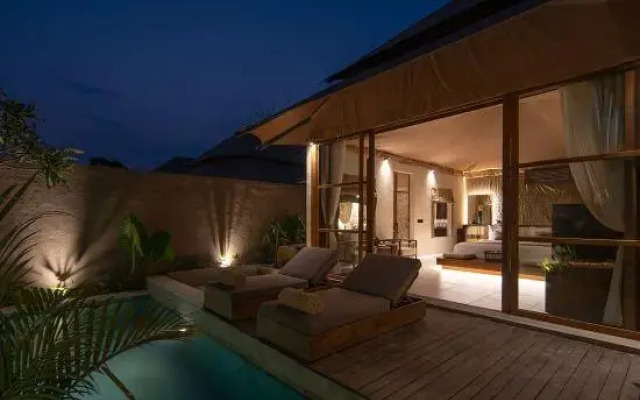 Ubud Mas Glamping Luxury Tent