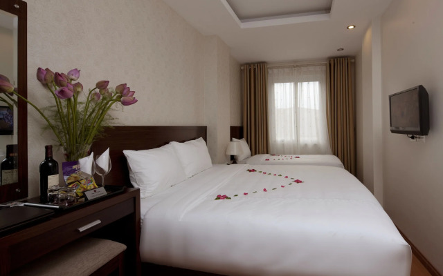 Rising Dragon Legend Hotel