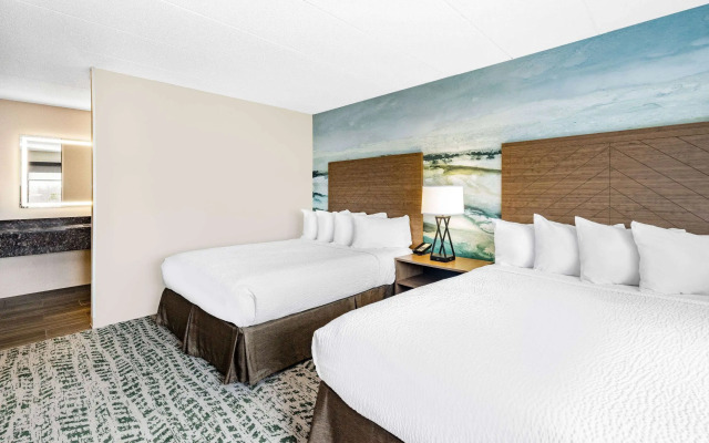 AmericInn by Wyndham Duluth South Black Woods Event Center