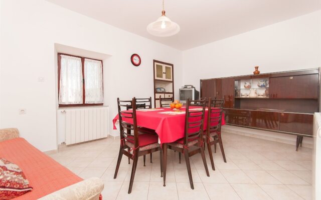 House Anton