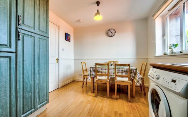 Cozy and Rustic 3bed/2bath Stockbridge Apartment With Free Parking