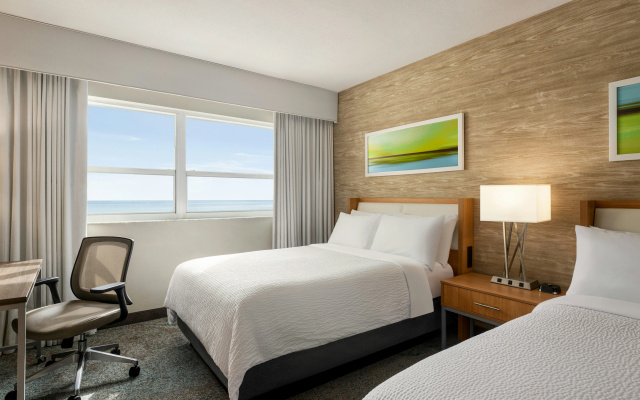 Holiday Inn Miami Beach - Oceanfront by IHG - Image 6