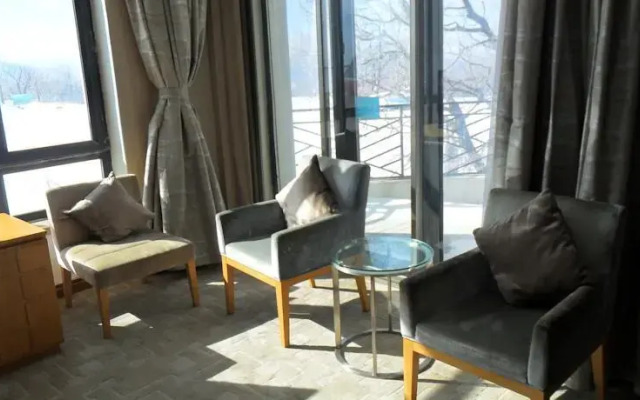 Yabuli Sun Mountain Hotel