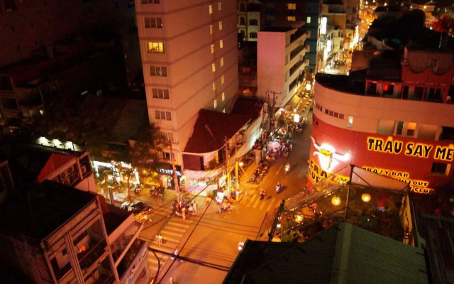 Valentine Hotel