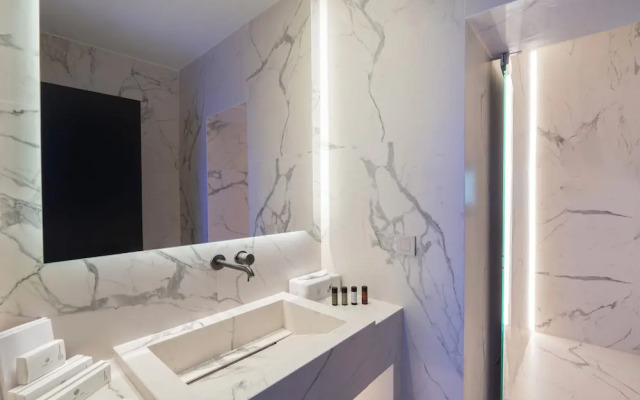 Numi Suites