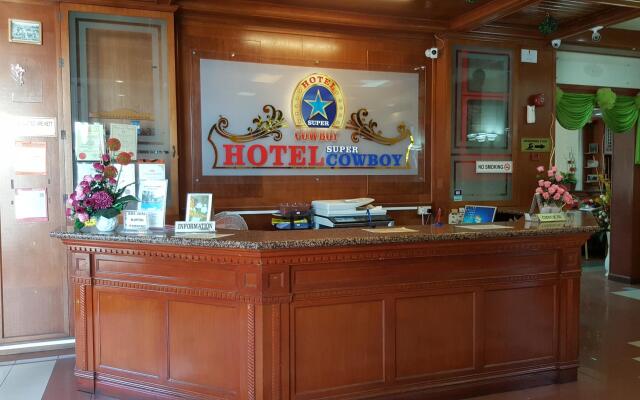 OYO 89432 Hotel Super Cowboy