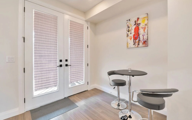 Marvelous New Townhomes for 16 guests