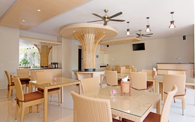 ZEN Rooms Jimbaran Jepun