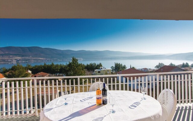 Beautiful Apartment in Pridraga With 1 Bedrooms and Wifi