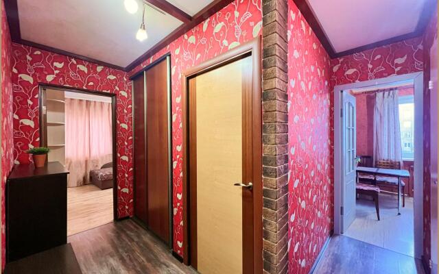 Апартаменты на проспекте Кольский 6