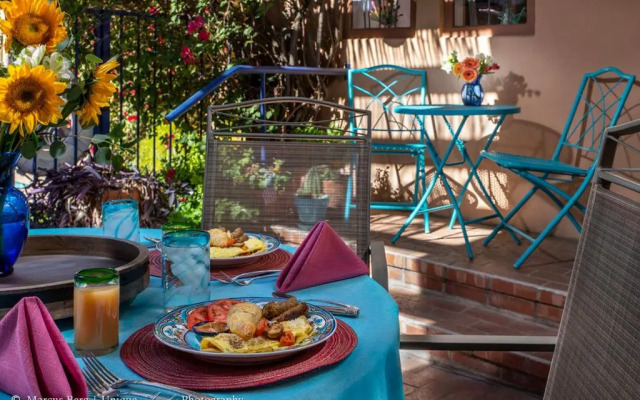 Adobe Rose Inn B&B