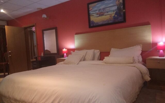 Aegeyi Grand Express